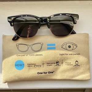 TOMS Lobamba Sunglasses - Tortoise/Black